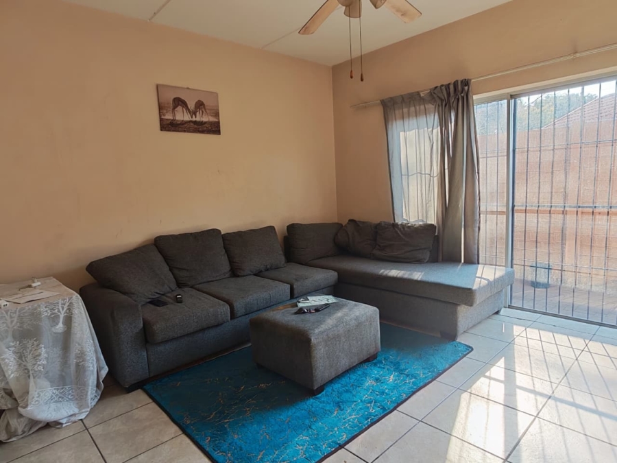 2 Bedroom Property for Sale in Rustenburg Central North West